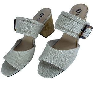 Bella-Vita Woman's Corked Heel Mule with Tortoise Style Buckle in Size 9W